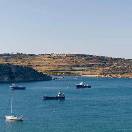 Vistamare - St Pauls Bay Seafront Views