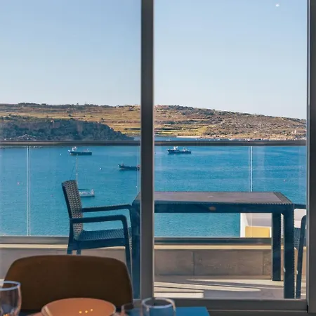 Vistamare - St Pauls Bay Seafront Views *